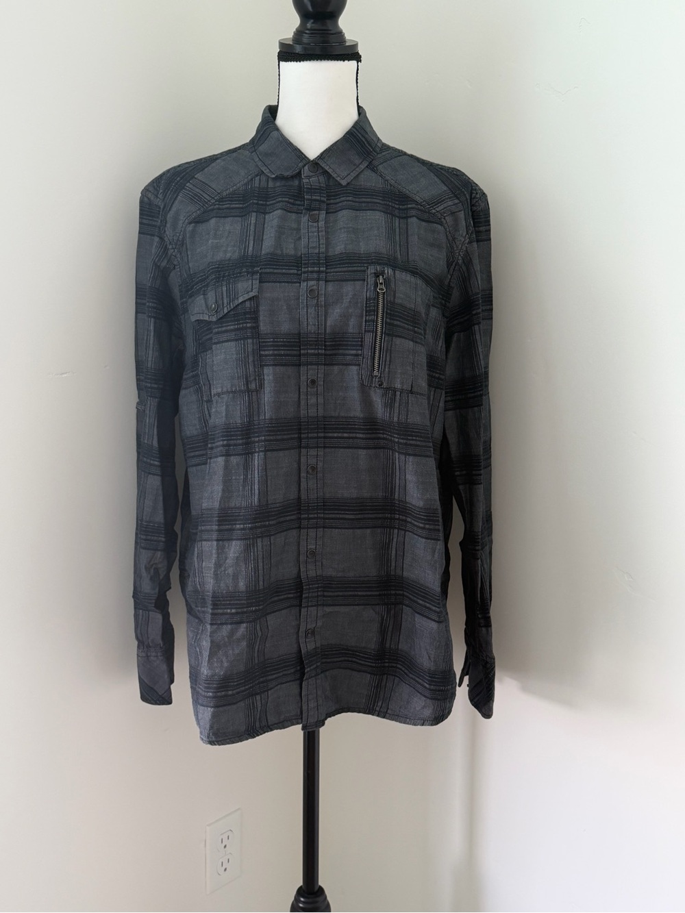 INC International Concepts Men's Black and Gray Plaid Button-Down Shirt
